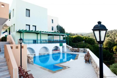 Sea Breeze Hotel Apartments &#038; Residences Chios