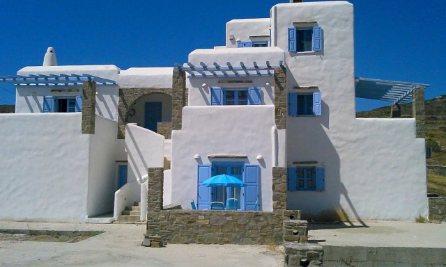 Pleiades Paros Family Apartments